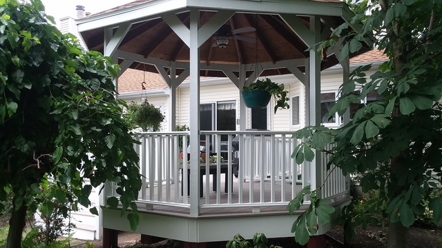 full-deck-transformation-with-pvc-decking-gazebo-restoration-amherst-ny-003.jpg